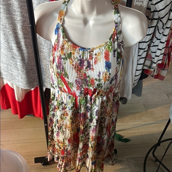 Dresses & Skirts - Colorful Floral Halter Dress